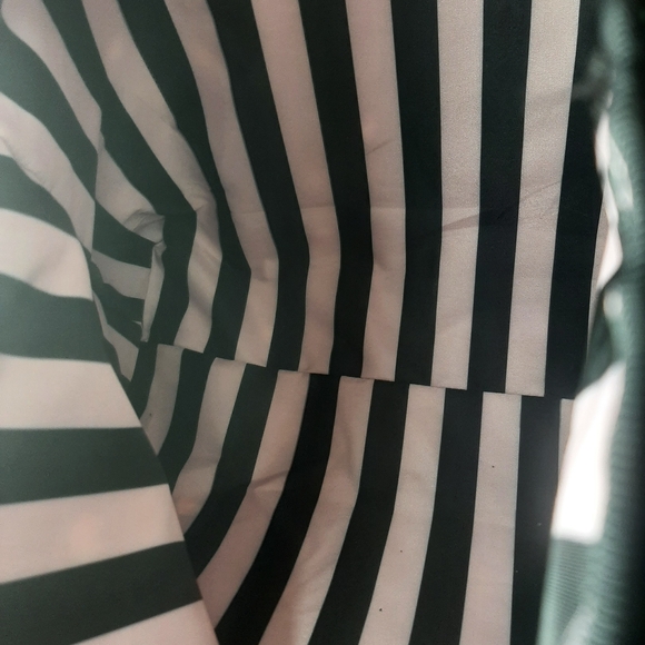 Victoria's Secret Black Floral Tote Bag - Picture 5 of 5